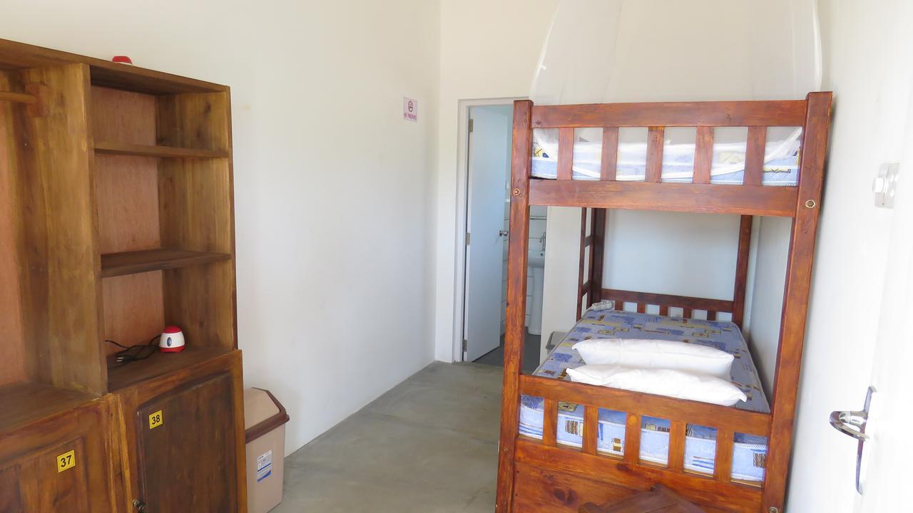 The Long Hostel 아루감 베이 외부 사진